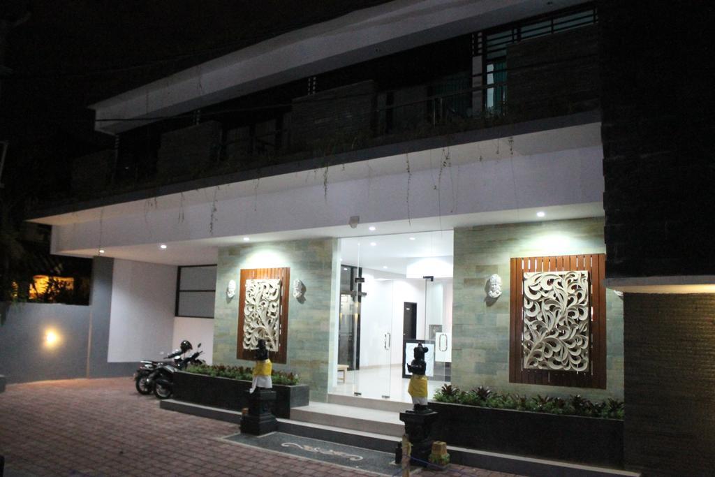 Rabasta Mahayana Kuta Hotel Bali Exterior photo